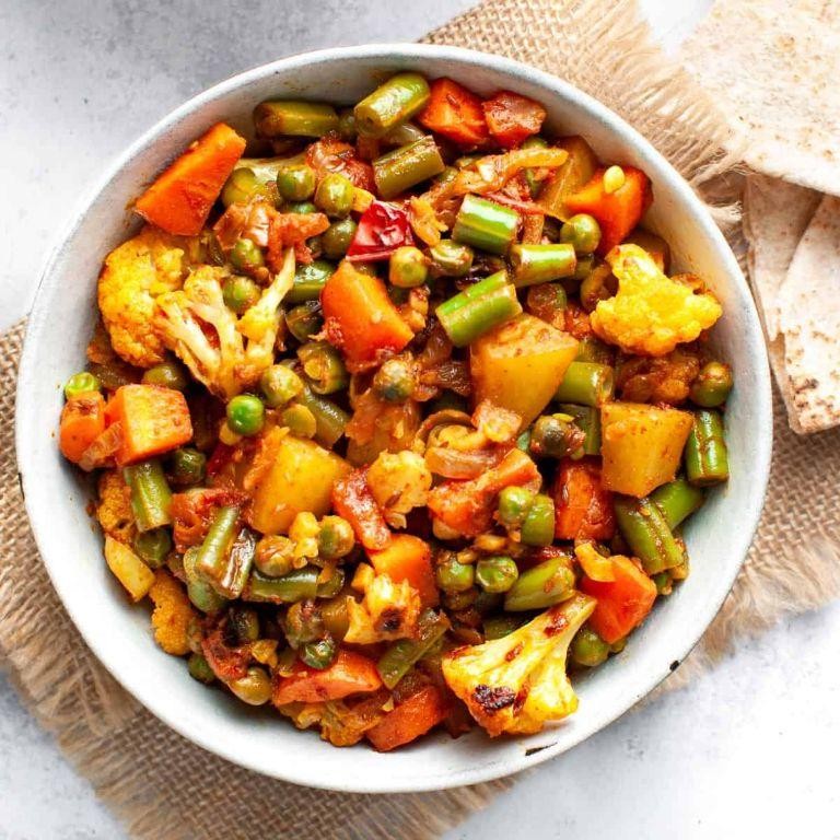 Mixed Vegetable Poori Masala