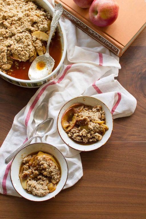 Molasses Apple Crisp