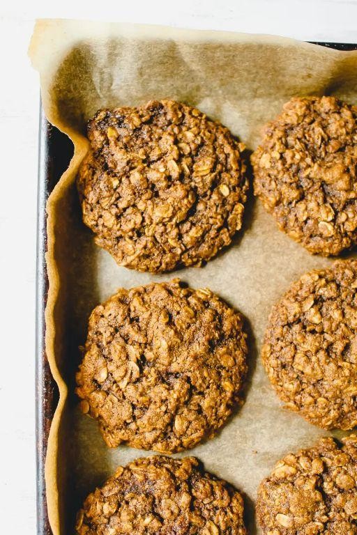 Molasses Oatmeal Cookies