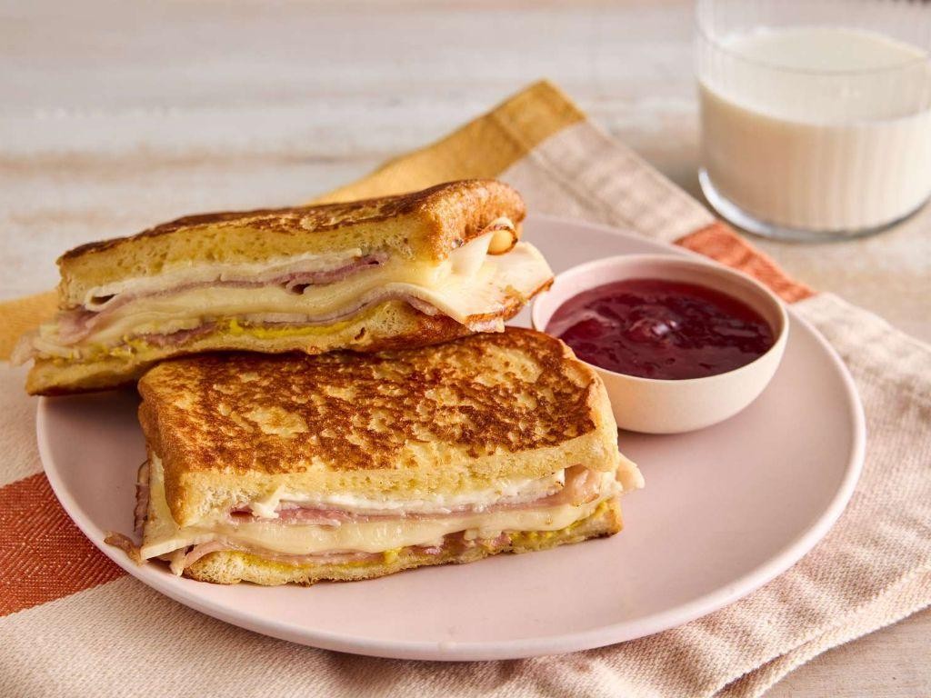 Monte Cristo Sandwich
