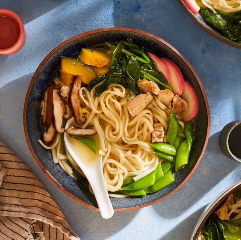 Nabeyaki Udon (Hot Pot Udon Soup)