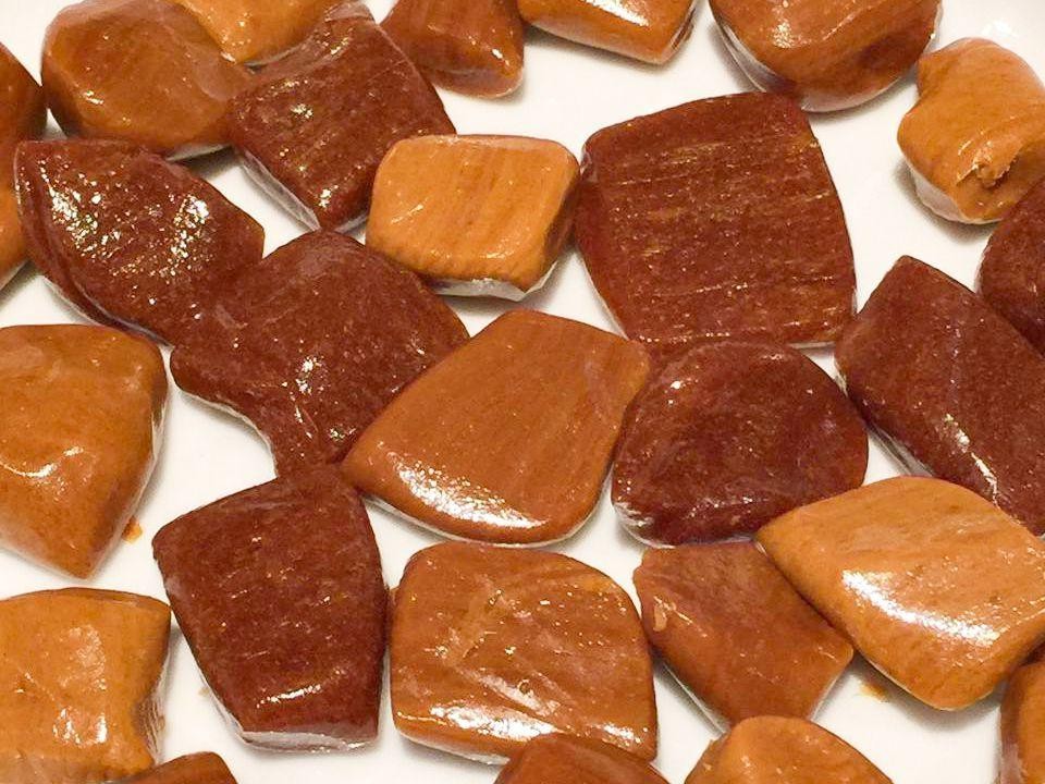 Old Fashioned Molasses Taffy