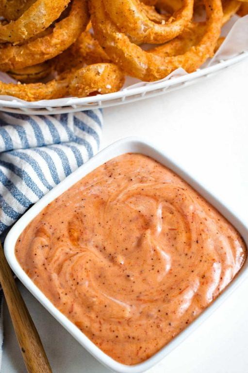 Onion Rings with Spicy Dipping Sauce