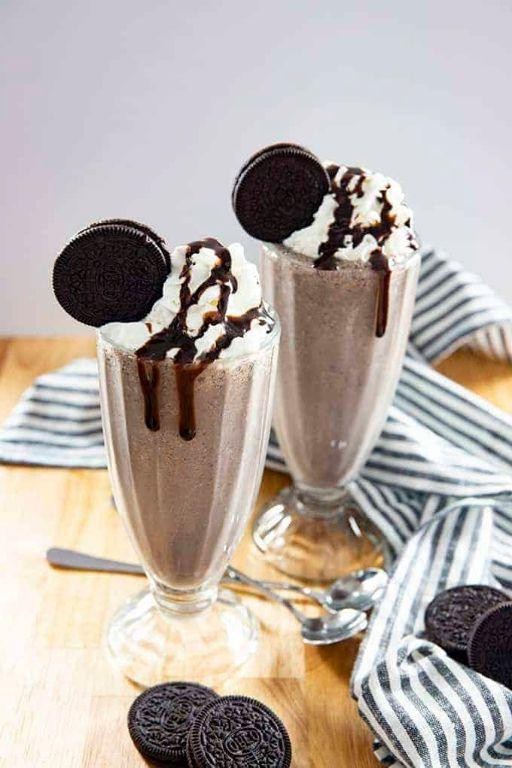 Oreo Cookie Milkshake