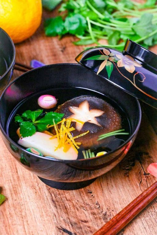 Osuimono (Clear Broth with Mushrooms)
