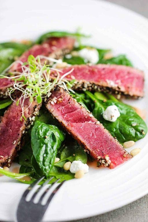 Pan-Seared Tuna Steak with Black Pepper Crust