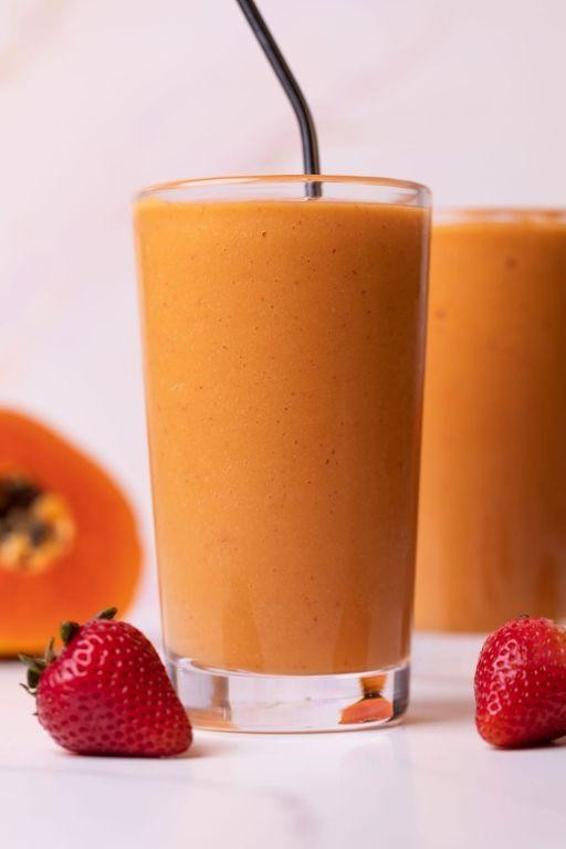 Papaya Berry Smoothie