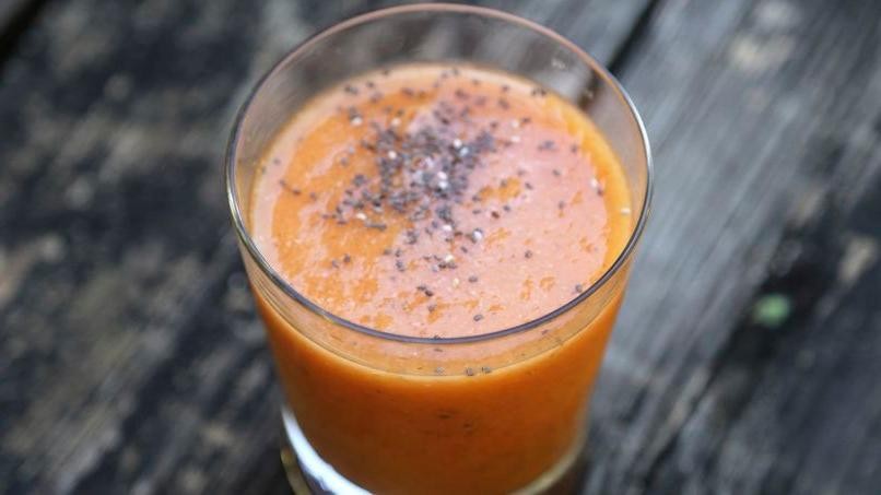 Papaya Chia Seed Smoothie