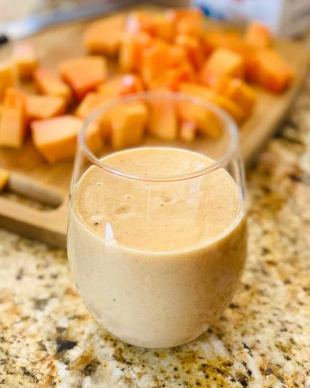 Papaya Yogurt Smoothie