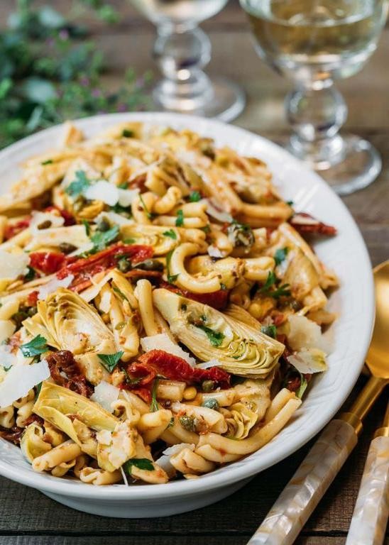 Pasta with Marinated Artichoke Hearts and Sun-Dried Tomatoes