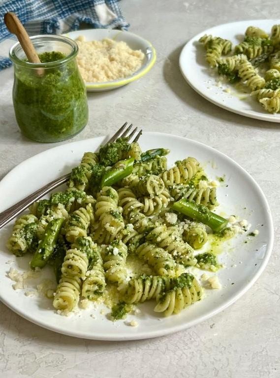 Pea and Mint Pesto Pasta