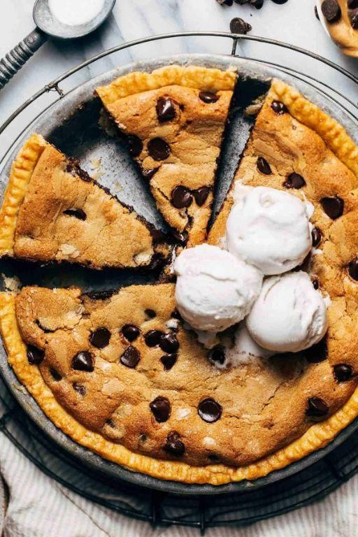 Peanut Butter Chip Pie