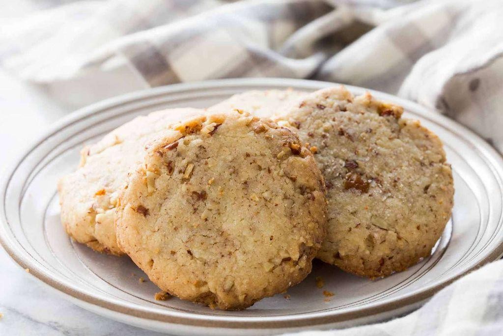 Pecan Butter Cookies