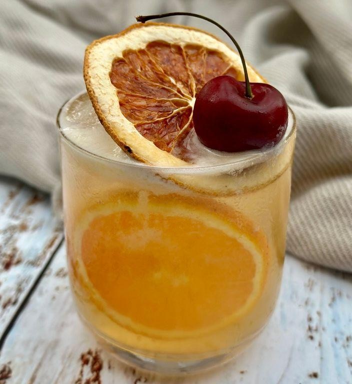Peppermint Amaretto Sour