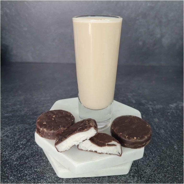 Peppermint Patty Rum Shot