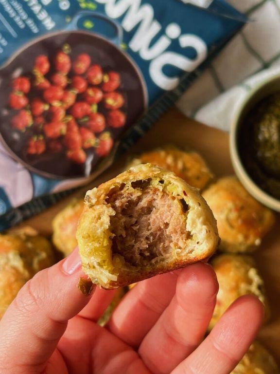 Pesto Frozen Meatball Appetizers