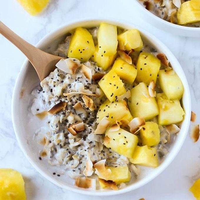 Pineapple Coconut Low Calorie Oatmeal