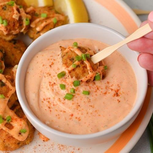 Pink Sauce Crab Cakes