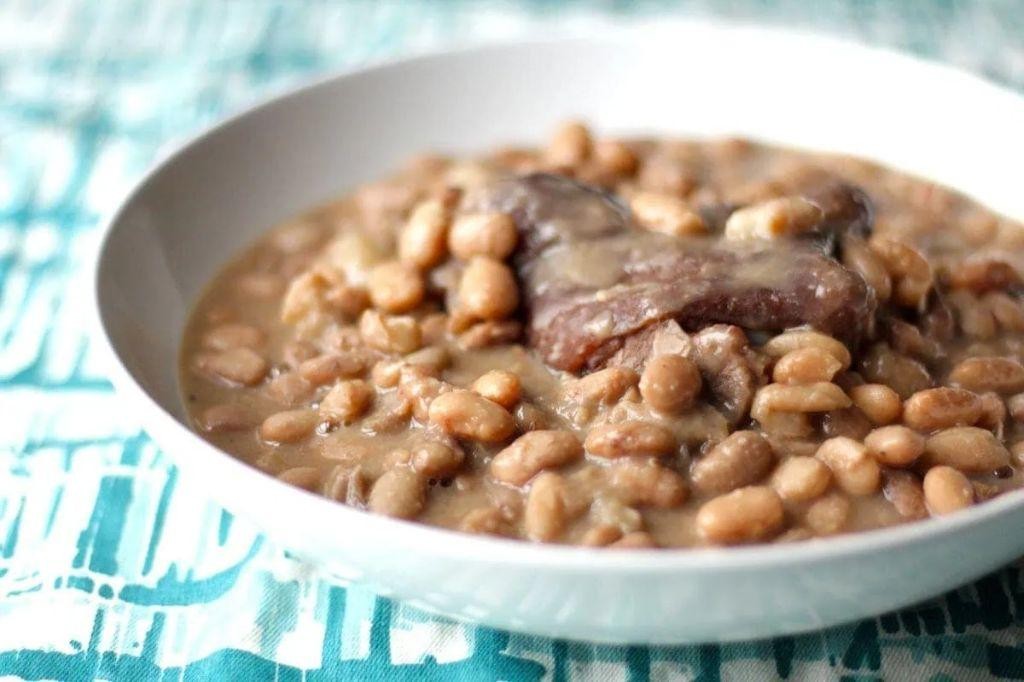 Pinto Beans and Ham Hocks with Rice