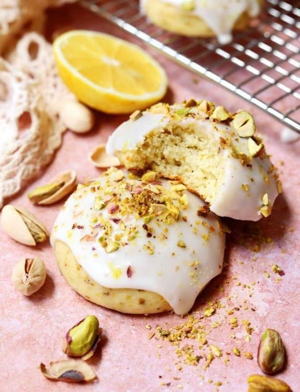 Pistachio and Lemon Glazed Cookies