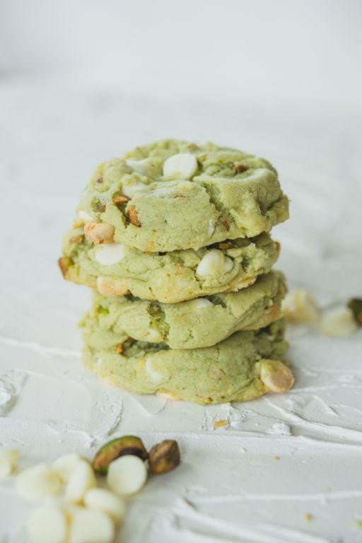Pistachio and White Chocolate Chip Cookies