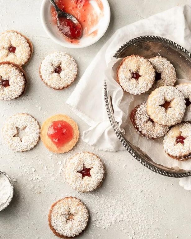 Plum Vanilla Cookies
