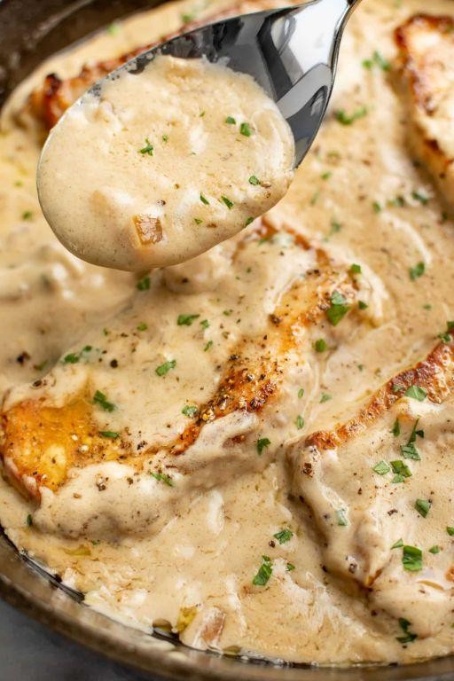 Pork Chops in Cream of Mushroom Gravy