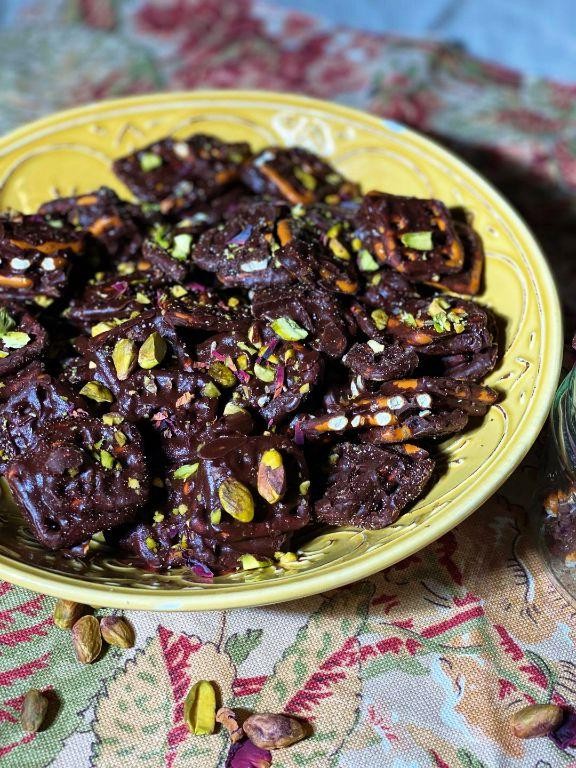 Pretzel Candy with Pistachios