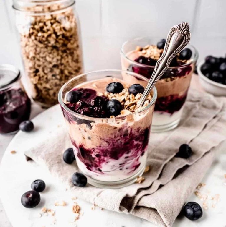 Protein-Packed Blueberry Yogurt Parfait