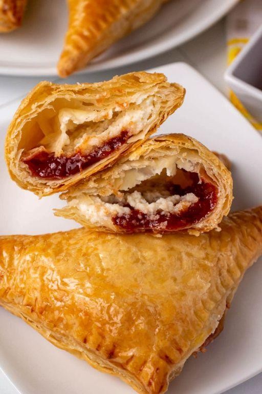 Puerto Rican Pastillos with Chocolate