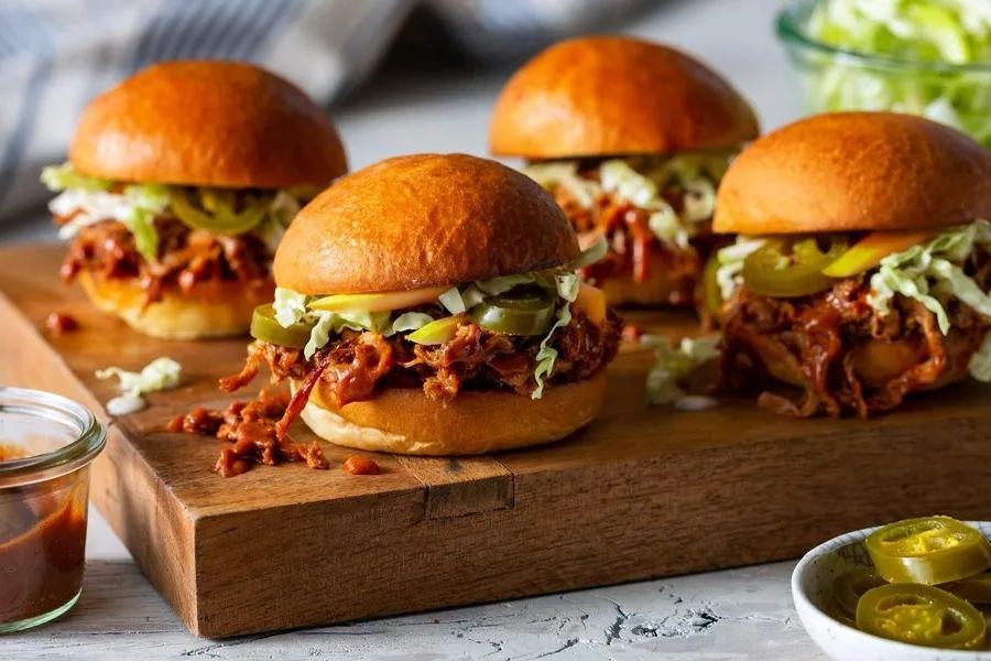 Pulled Pork Sliders with Coleslaw