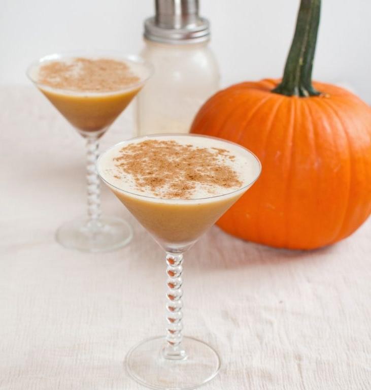 Pumpkin Pie Amaretto Martini