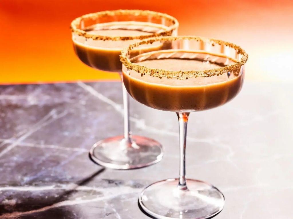 Pumpkin Pie Cheesecake Martini