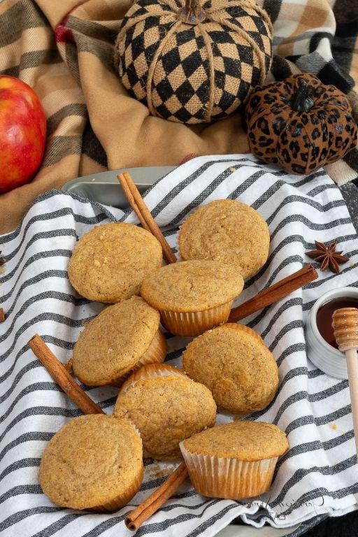 Pumpkin Spice Mini Cornbread Muffins