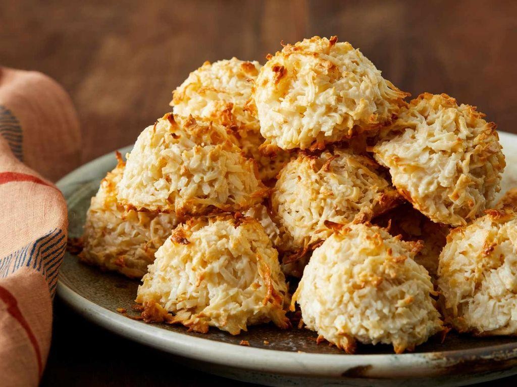 Quick Coconut Macaroons