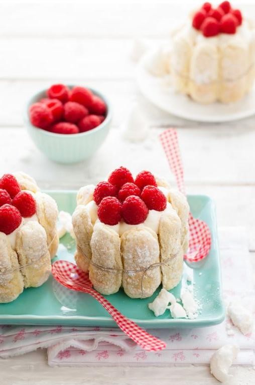 Raspberry Filled Ladyfinger Cookies