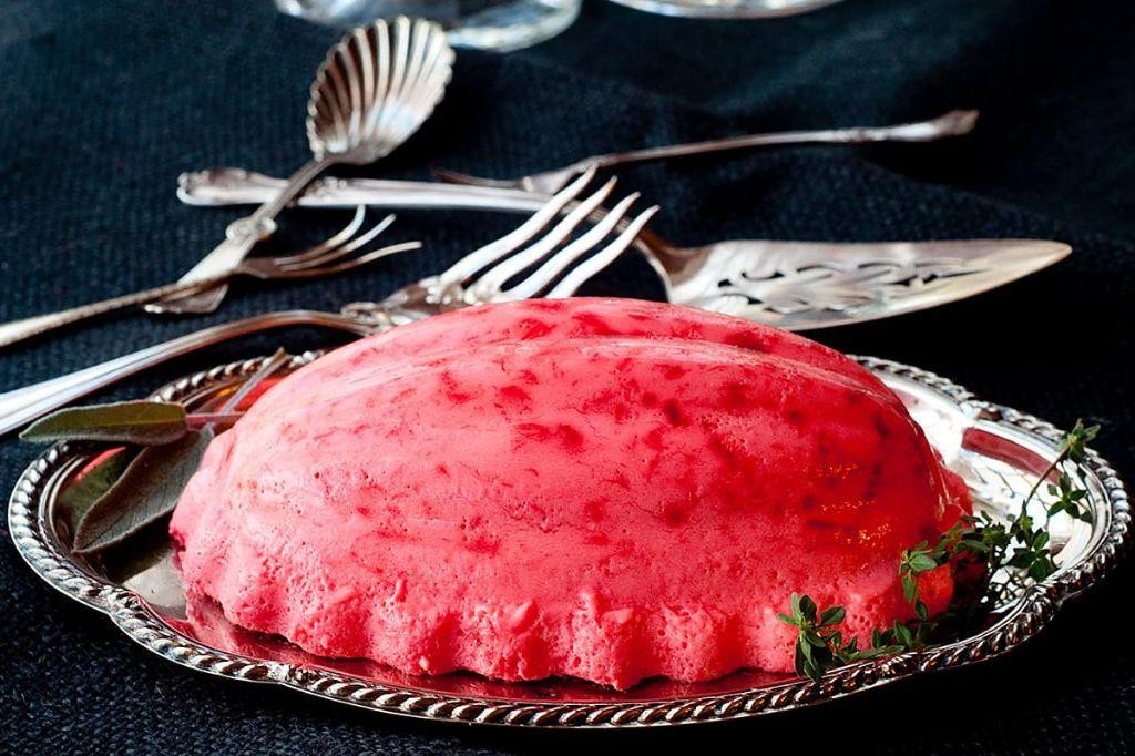 Raspberry Swirl Jello Mold