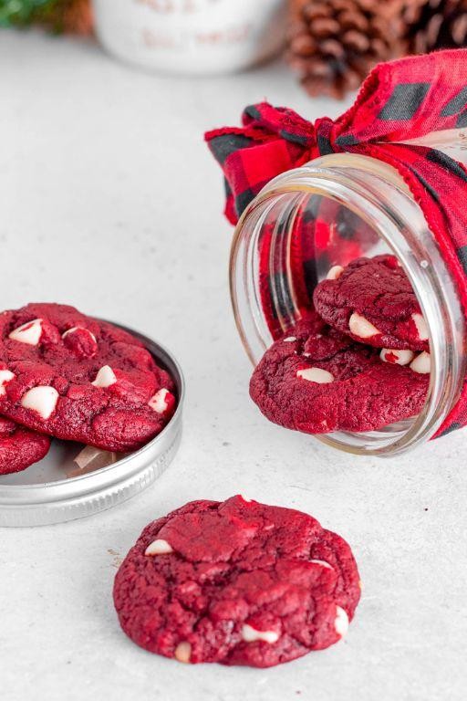 Red Velvet Cookies in a Jar