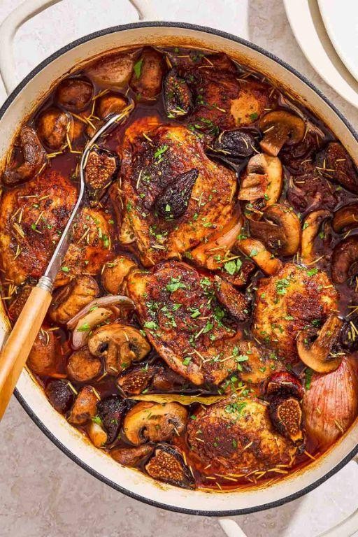 Red Wine Braised Chicken Thighs