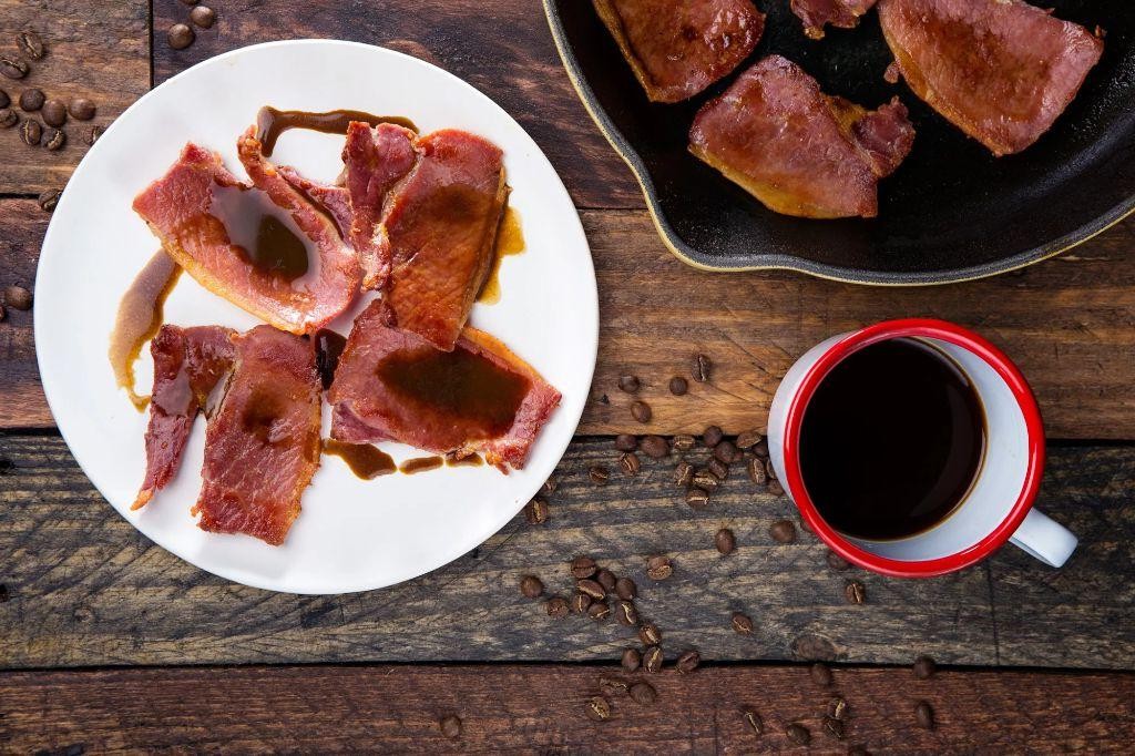 Red-Eye Gravy with Bourbon