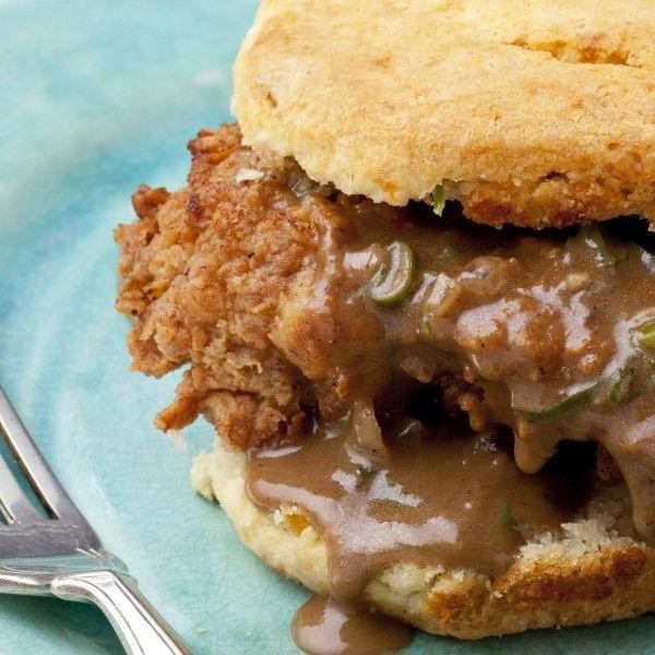 Red-Eye Gravy with Fried Chicken