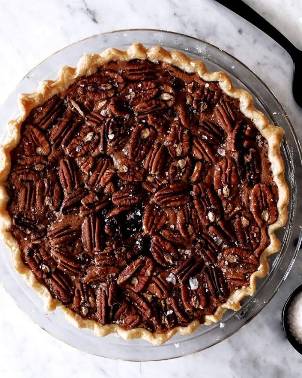Rich Chocolate Pecan Christmas Pie