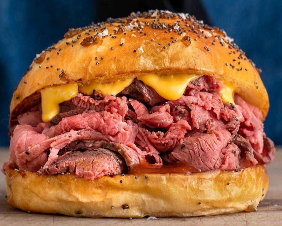 Roast Beef and Cheddar Sub