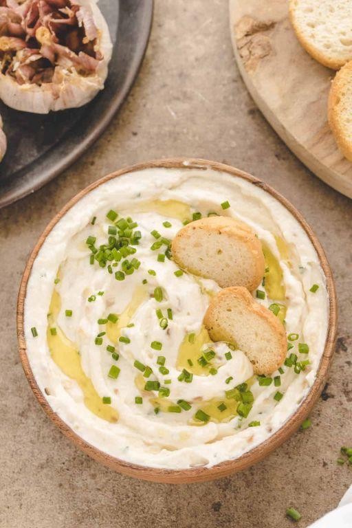 Roasted Garlic and Herb Dip