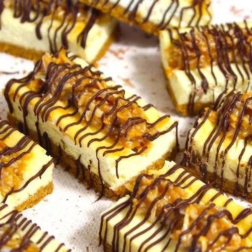 Samoas Cheesecake Bars