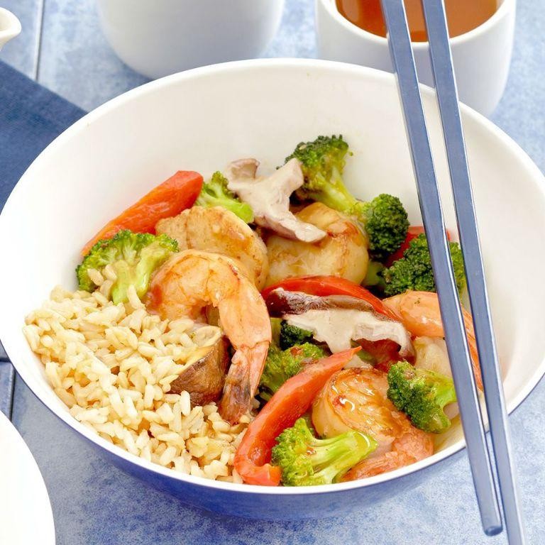 Scallop and Shrimp Stir Fry with Vegetables