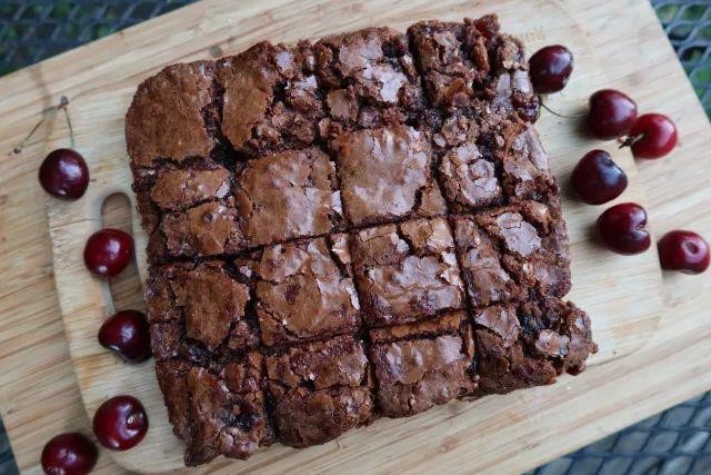 Sherry Walnut Brownies