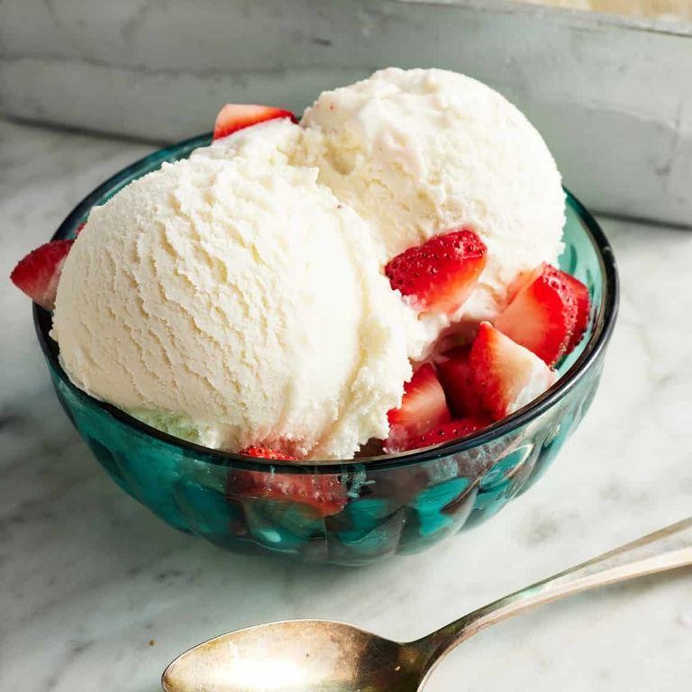 Simple Vanilla Ice Cream
