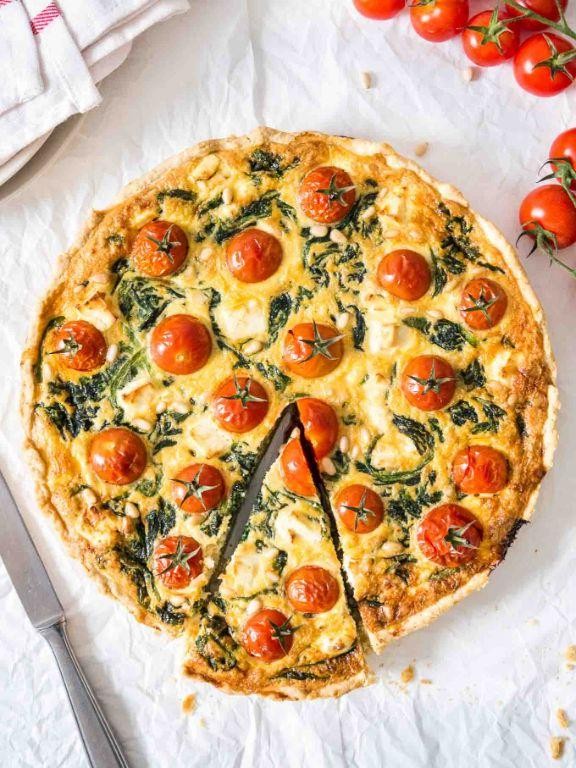 Sliced Tomato and Spinach Quiche