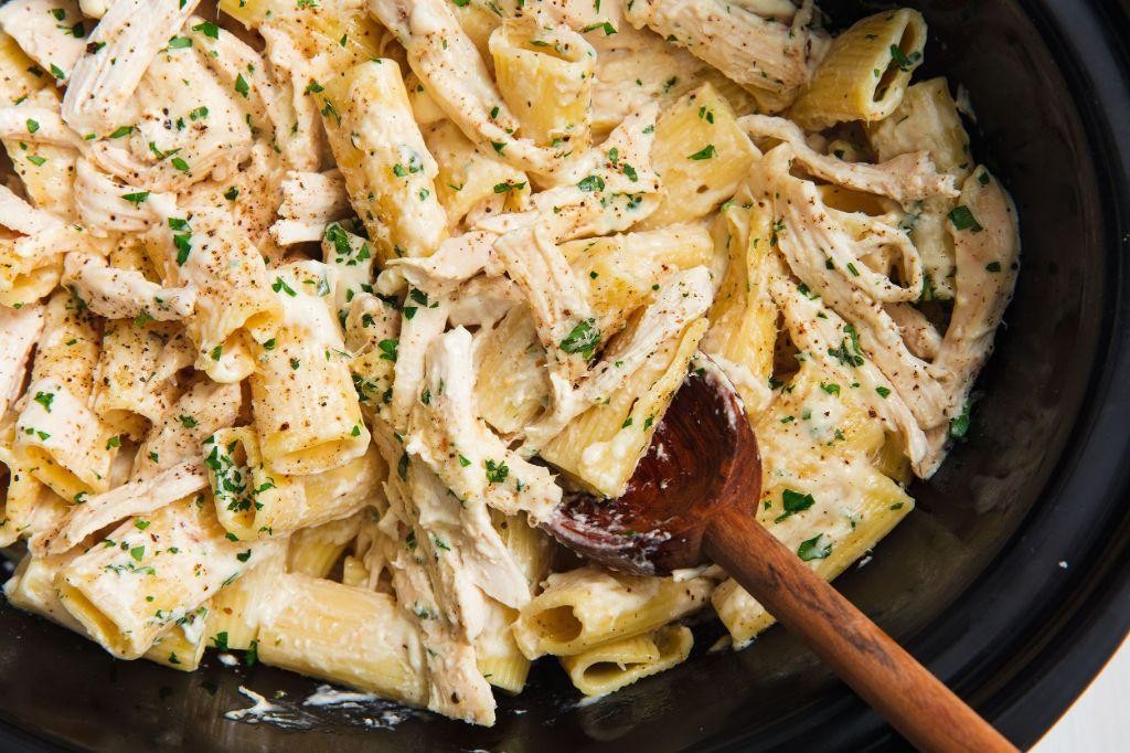 Slow Cooker Chicken Alfredo